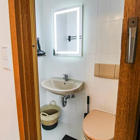 Exklusive Moselidylle: Mit Traumhaftem Staustufenblick, Netflix, Terrasse Apartment