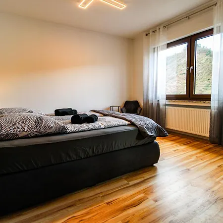 Exklusive Moselidylle: Mit Traumhaftem Staustufenblick, Netflix, Terrasse Apartamento