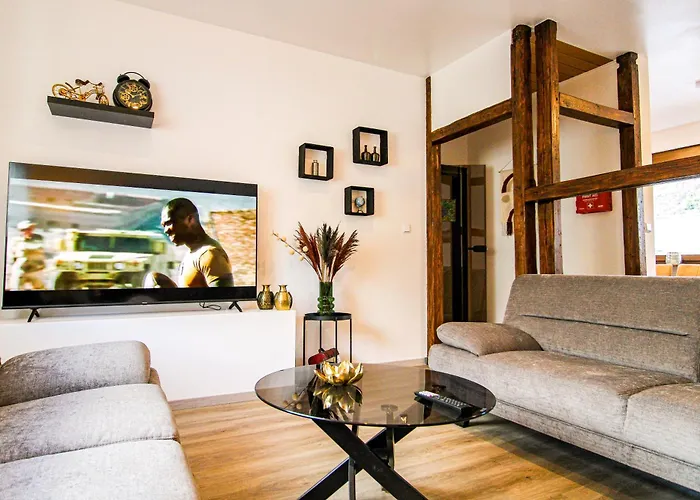 Apartamento Exklusive Moselidylle: Mit Traumhaftem Staustufenblick, Netflix, Terrasse *