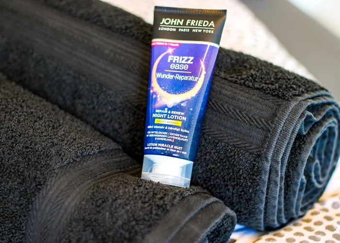 Apartamento Exklusive Moselidylle: Mit Traumhaftem Staustufenblick, Netflix, Terrasse Neef